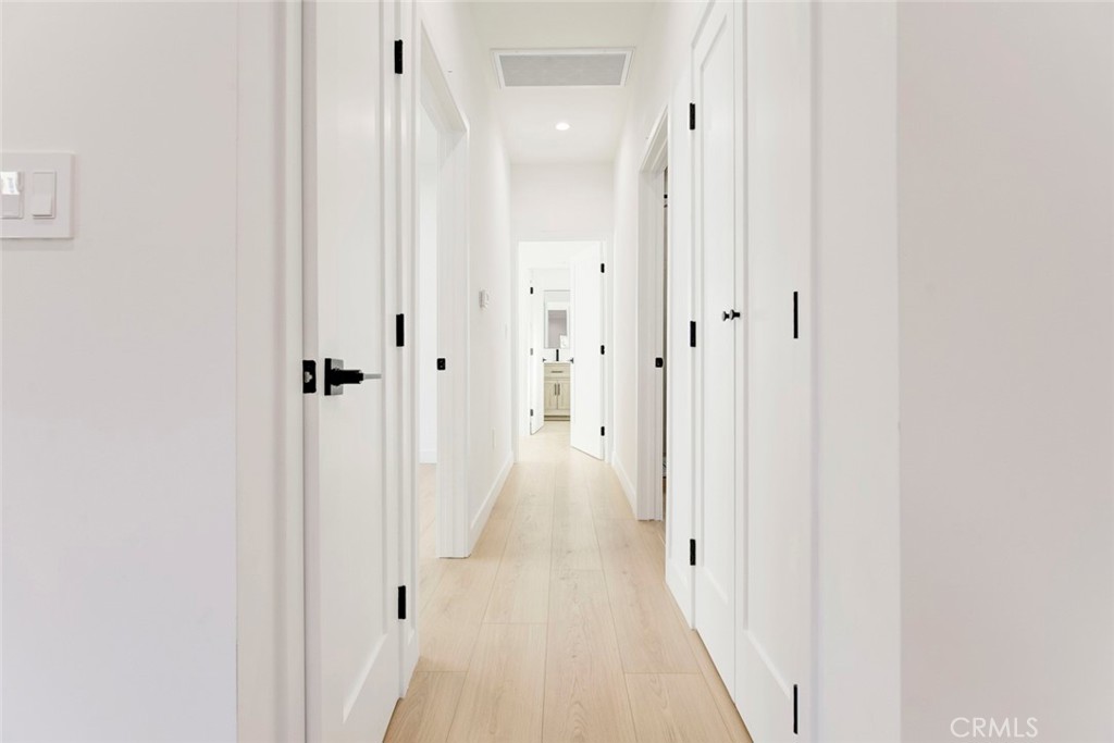 2240 North Keystone Street Burbank, CA 91504 - Photo 11 of 24 a view of a bathroom from the hallway