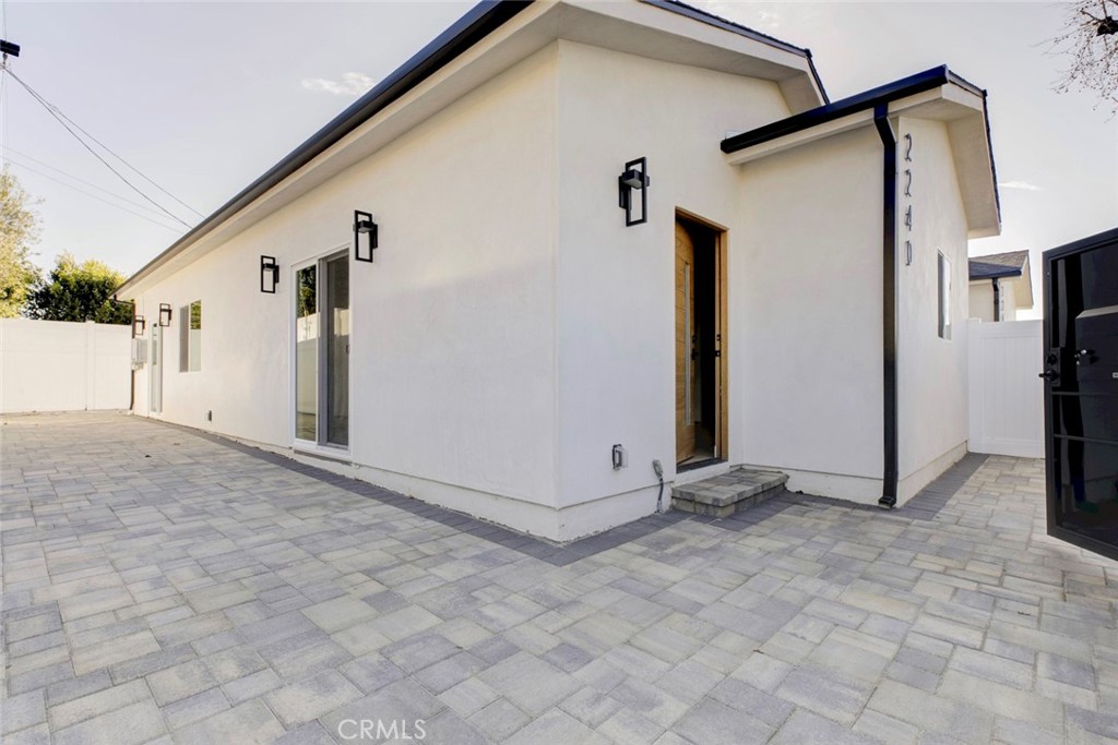2240 North Keystone Street Burbank, CA 91504 - Photo 2 of 24 a view of a house with backyard