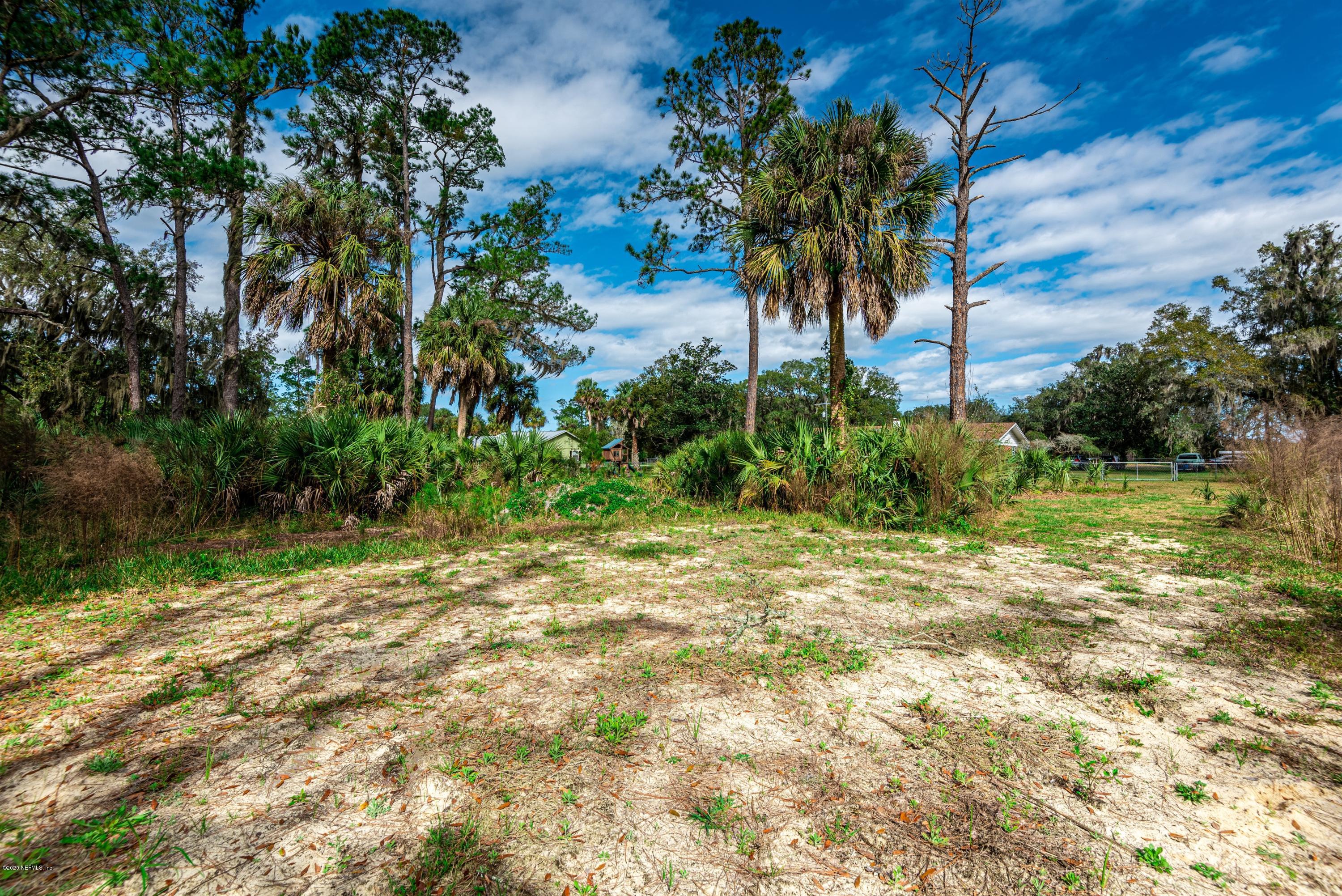 237 East End Road San Mateo, FL 32187 - Photo 32 of 35 033_Corner of Property