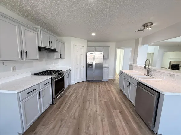 $4,500 | 6014 San Marino Court, Rowlett, TX 75089
