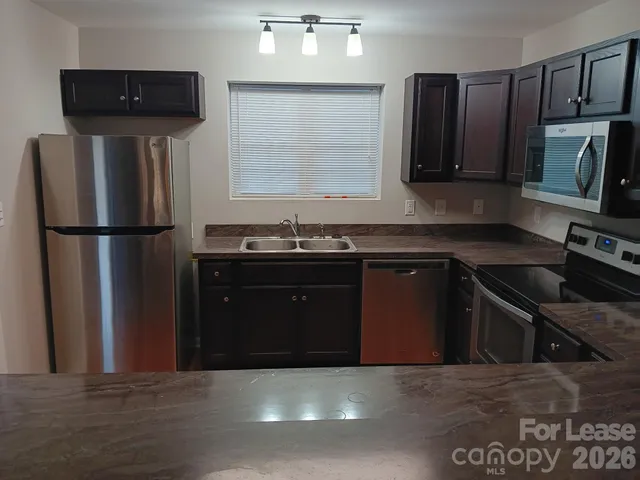 $1,200 | 74 Townhouse Court, Taylorsville, NC 28681