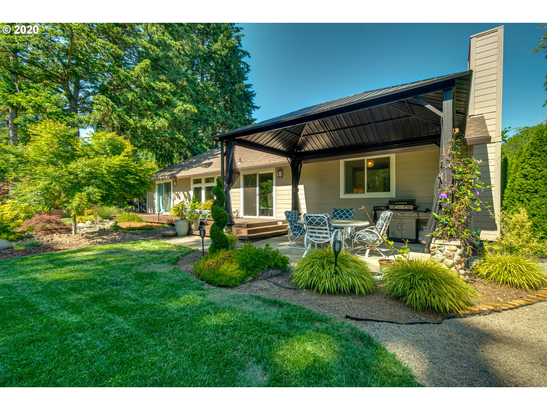 12443 Southwest Orchard Hill Road Lake Oswego, OR 97035 - Photo 28 of 31 Gallery Image 28