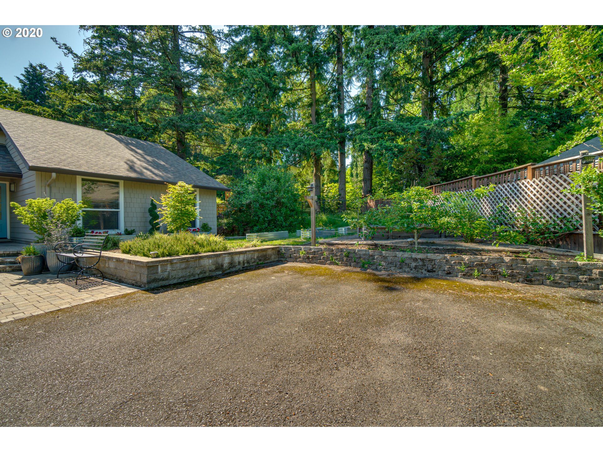 12443 Southwest Orchard Hill Road Lake Oswego, OR 97035 - Photo 29 of 31 Gallery Image 29