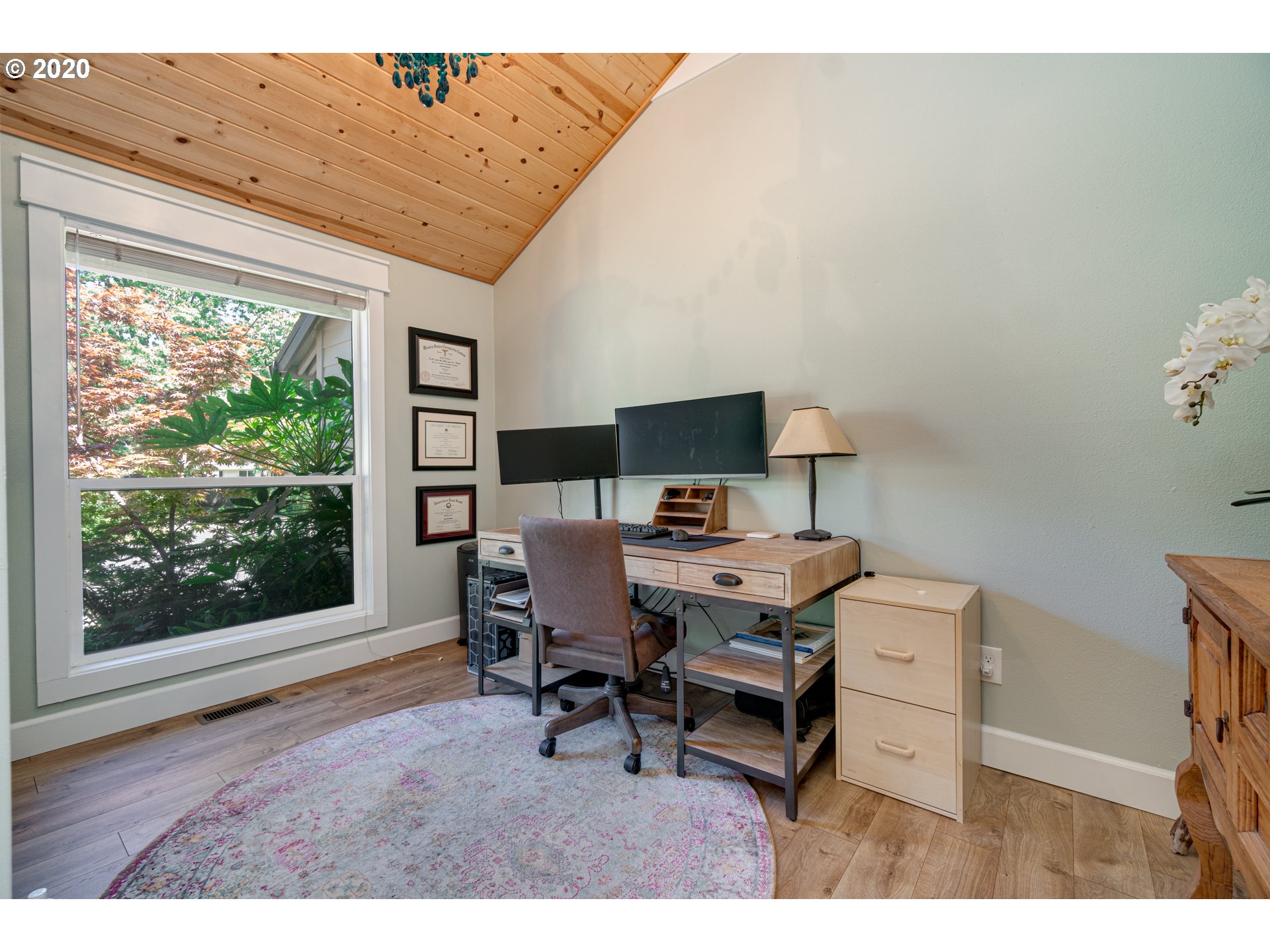 12443 Southwest Orchard Hill Road Lake Oswego, OR 97035 - Photo 4 of 31 Gallery Image 4