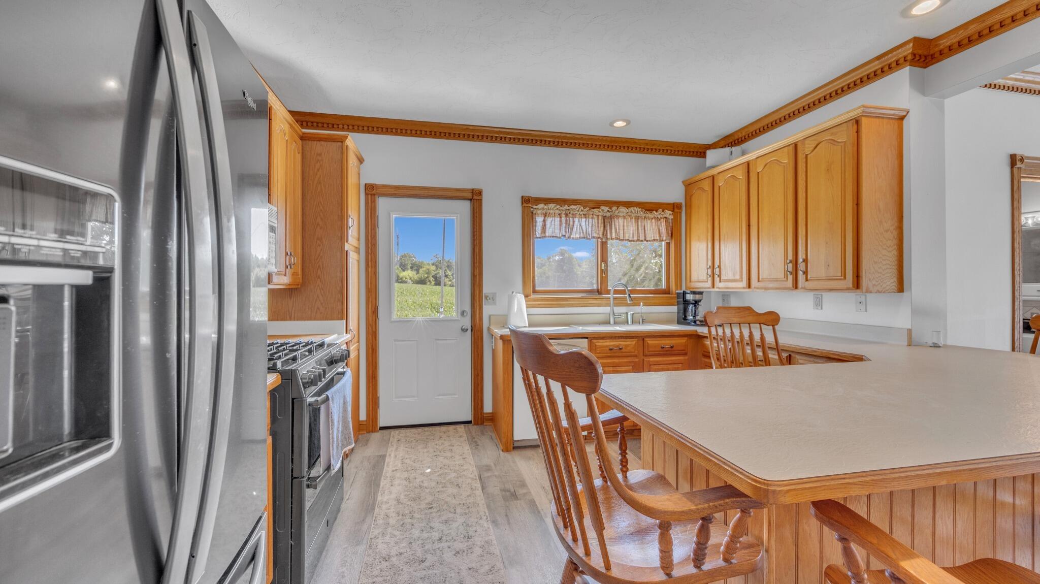 W7034 Parnell Road Mitchell, WI 53073 - Photo 16 of 33 Kitchen