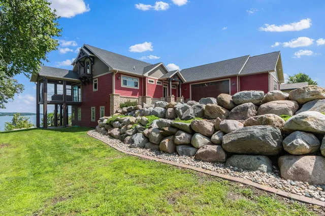 $1,145,000 | 13801 Schuelke Beach Road Northwest, Miltona, MN 56354