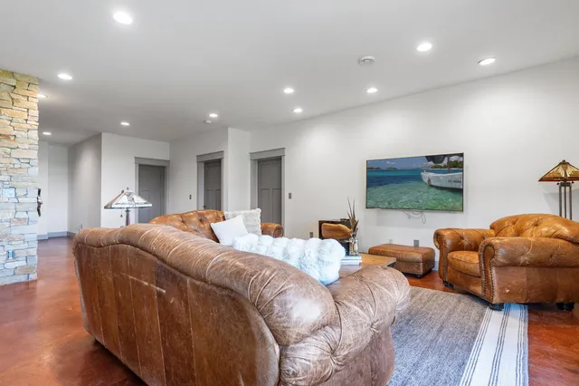 $1,145,000 | 13801 Schuelke Beach Road Northwest, Miltona, MN 56354