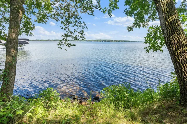 $1,145,000 | 13801 Schuelke Beach Road Northwest, Miltona, MN 56354
