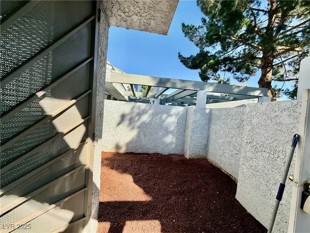 $1,595 | 5525 Orchard Lane, Las Vegas, NV 89110