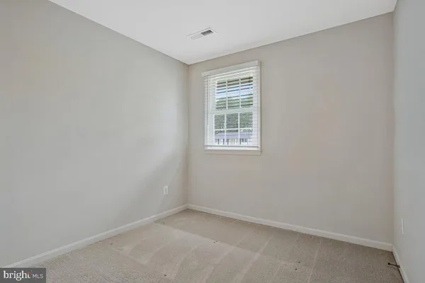 $2,500 | 1420 Knight Avenue, Dunkirk, MD 20754
