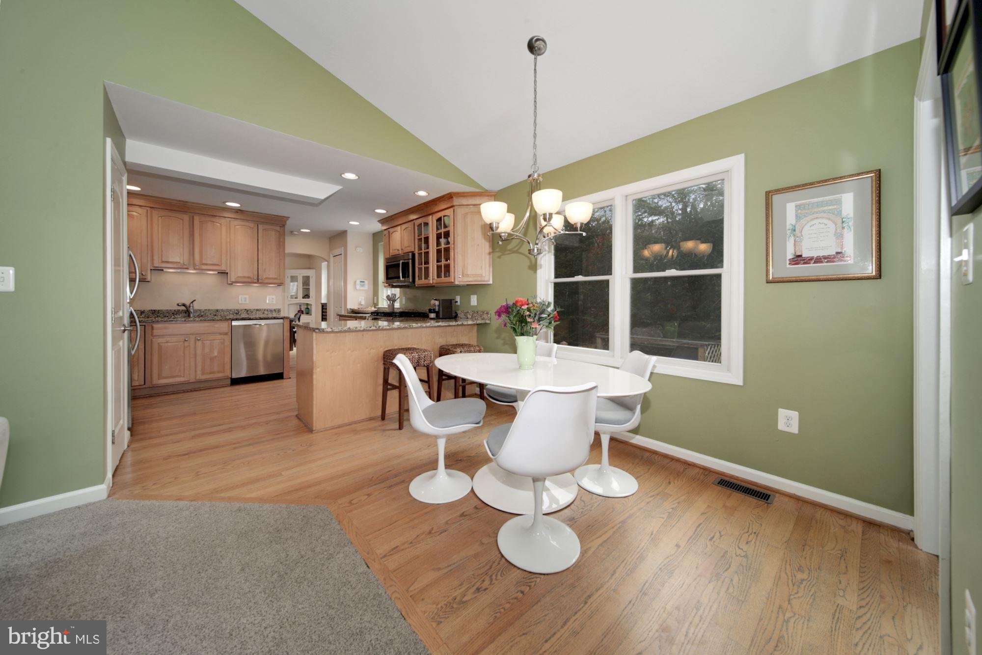 9130 Bradford Road Silver Spring, MD 20901 - Photo 4 of 34