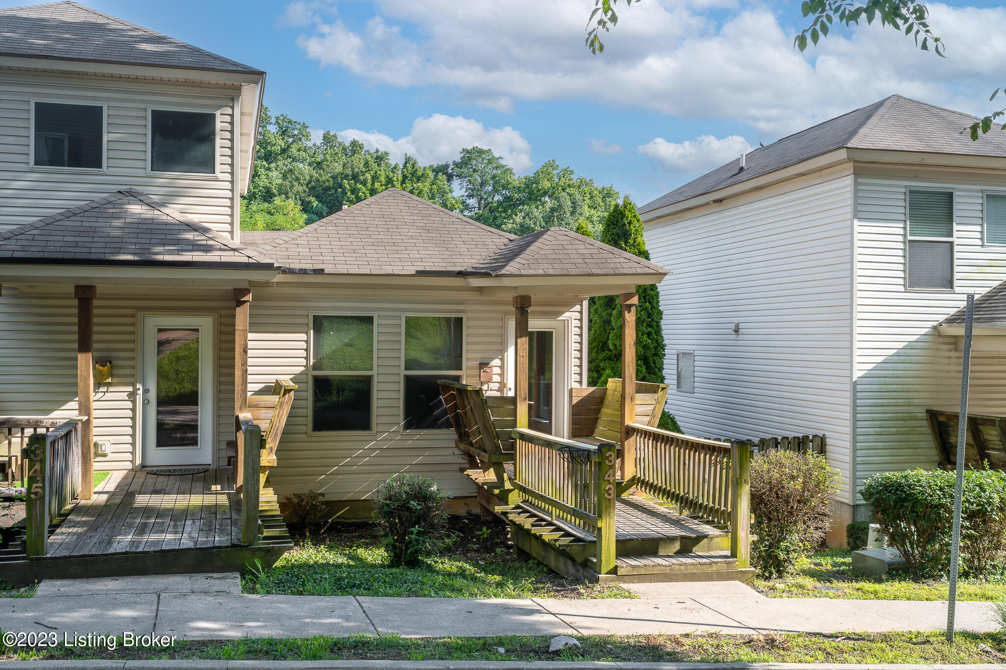 343 Kenilworth Road Louisville, KY 40206 - Photo 2 of 31 343 Kenilworth Ave-2