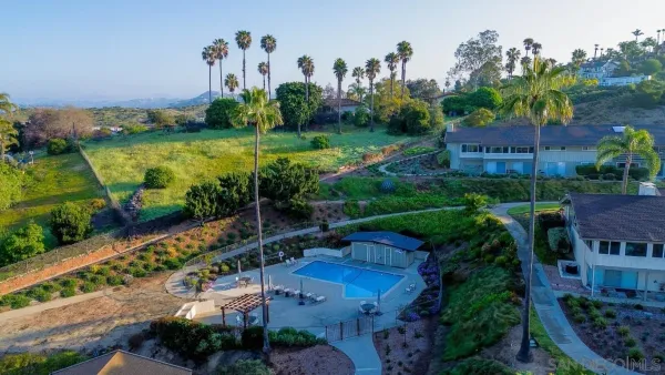 $889,000 | 56 VÃa Casitas, Bonsall, CA 92003