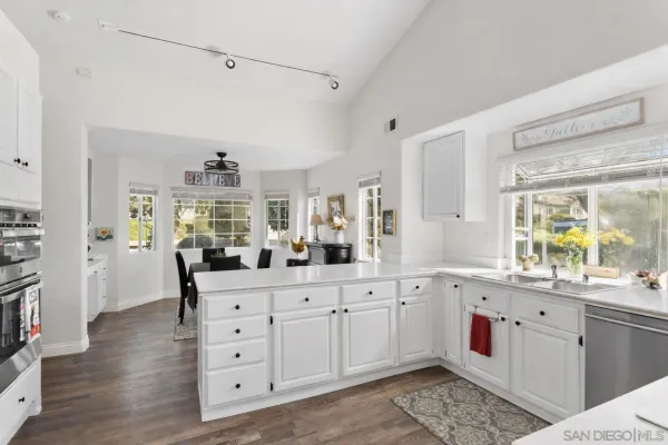 $889,000 | 56 VÃa Casitas, Bonsall, CA 92003