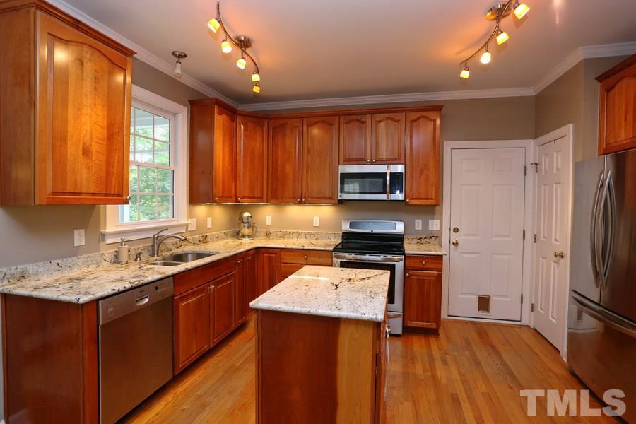 402 Manor Ridge Road Carrboro, NC 27510 - Photo 6 of 23