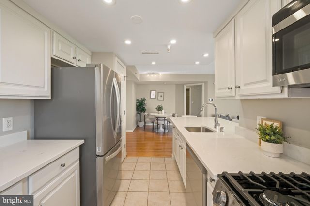 $610,000 | 11710 Old Georgetown Road, Unit 501, Rockville, MD 20852