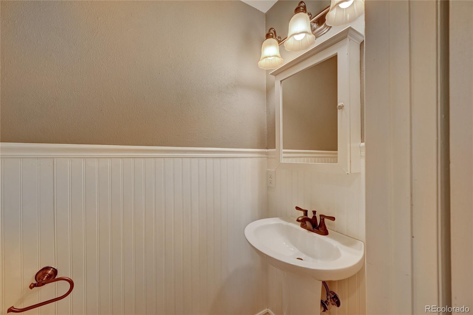 29046 Pine Road Evergreen, CO 80439 - Photo 15 of 40 Gallery Image 15