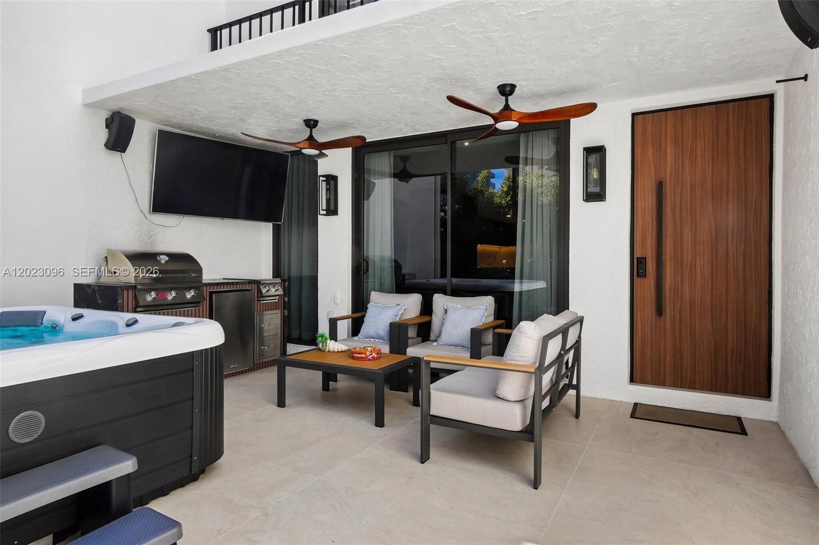 425 Grapetree Drive, Unit 211 Key Biscayne, FL 33149 - Photo 24 of 31