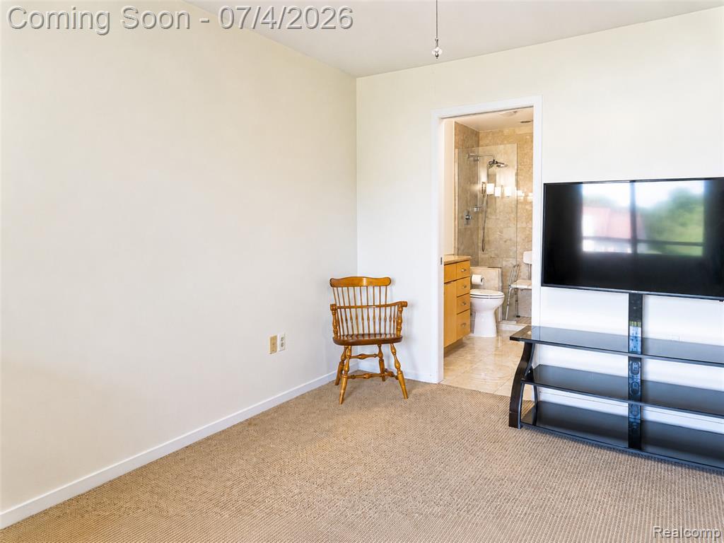 754 Ashley Circle Rochester, MI 48307 - Photo 20 of 34