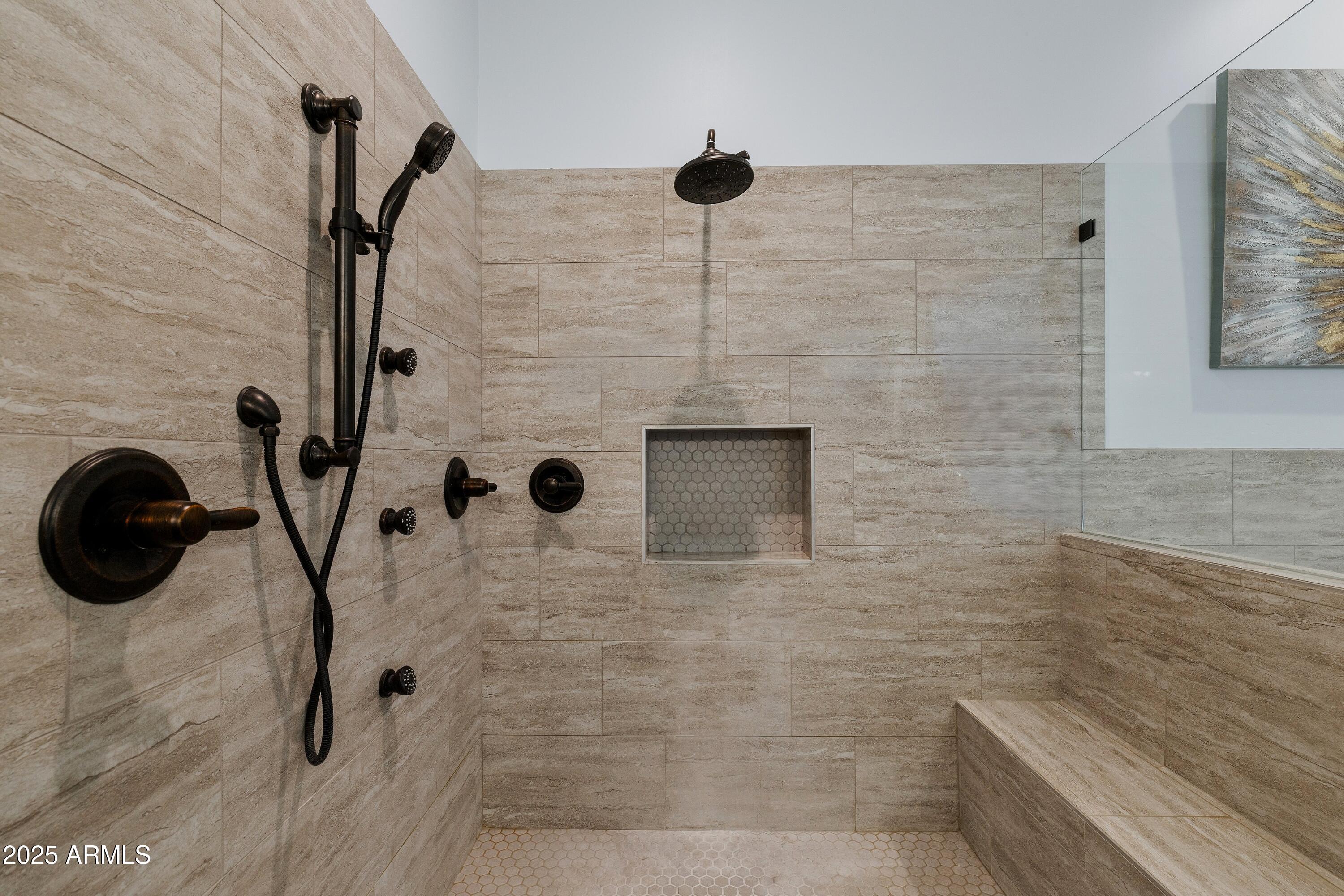 10 Ho Hum Circle Sedona, AZ 86351 - Photo 25 of 45 Shower feels like a room of its own!