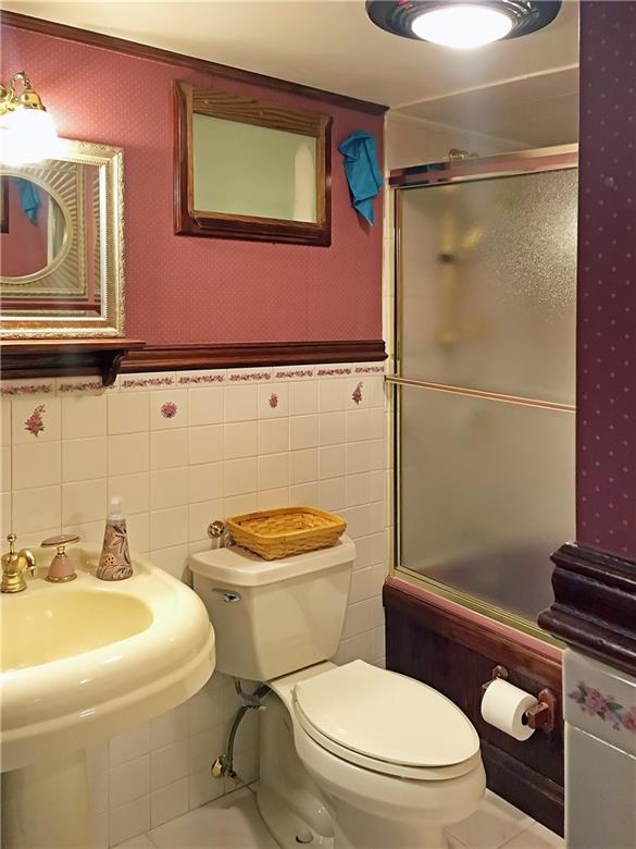 778 Deer Path Road Dillon, CO 80435 - Photo 13 of 17 a bathroom with a toilet a sink and a shower