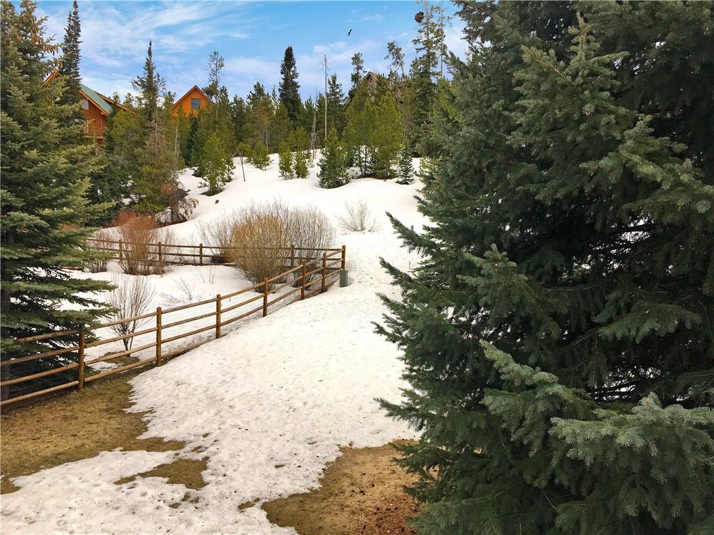 778 Deer Path Road Dillon, CO 80435 - Photo 4 of 17 a view of a yard with wooden fence