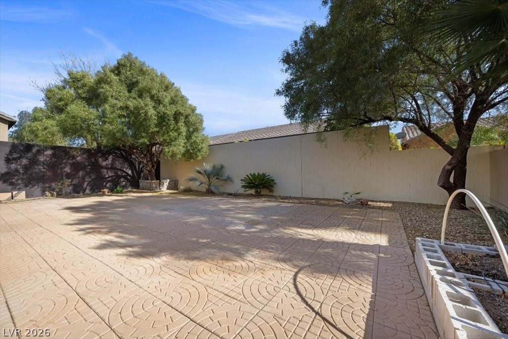 2765 Struan Avenue Henderson, NV 89044 - Photo 40 of 65 Patio