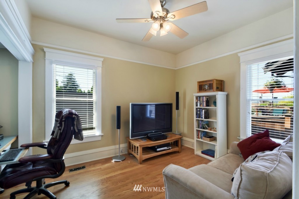 1620 Rucker Avenue Everett, WA 98201 - Photo 16 of 21