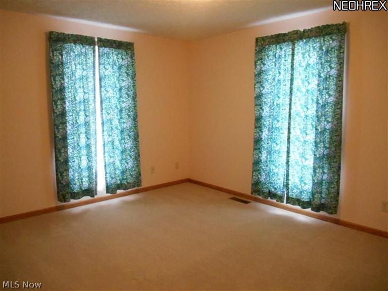 1925 Summerchase Road Northeast Canton, OH 44721 - Photo 12 of 17 Gallery Image 12