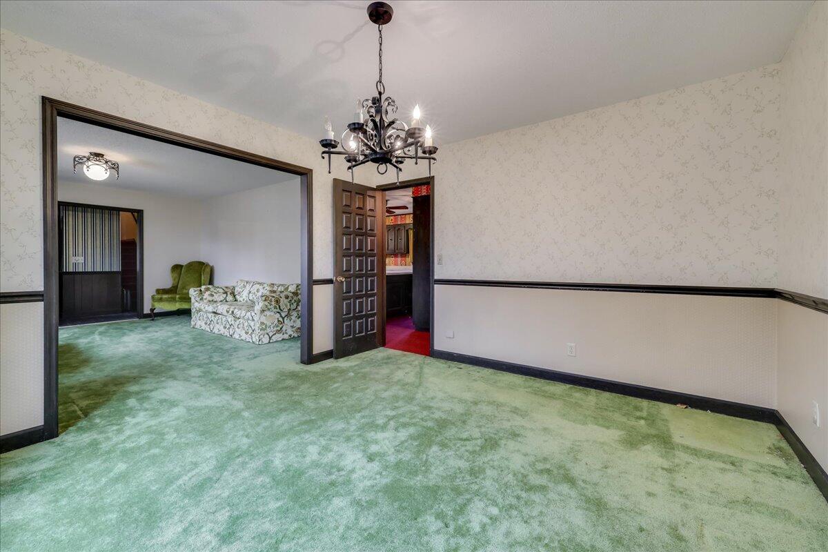 1922 Byrnes Road North Augusta, SC 29841 - Photo 8 of 54 Dining Room