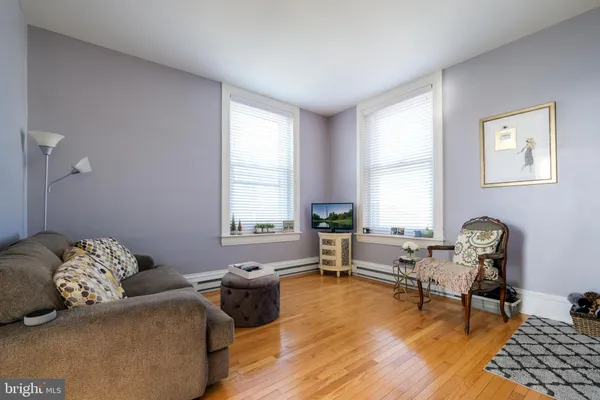 $1,695 | 22 North Main Street, Unit 1, Doylestown, PA 18901