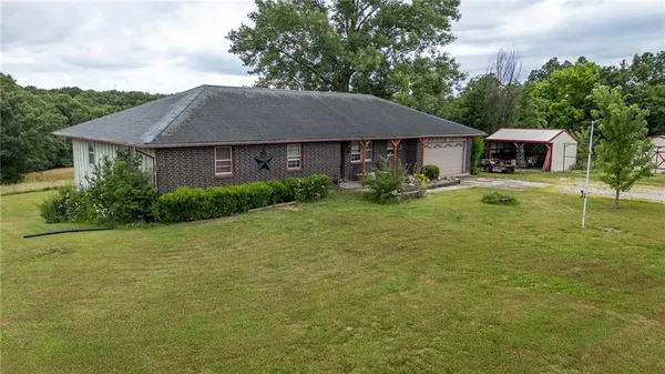 $300,000 | 13137 Norris Road, Rayville, MO 64084