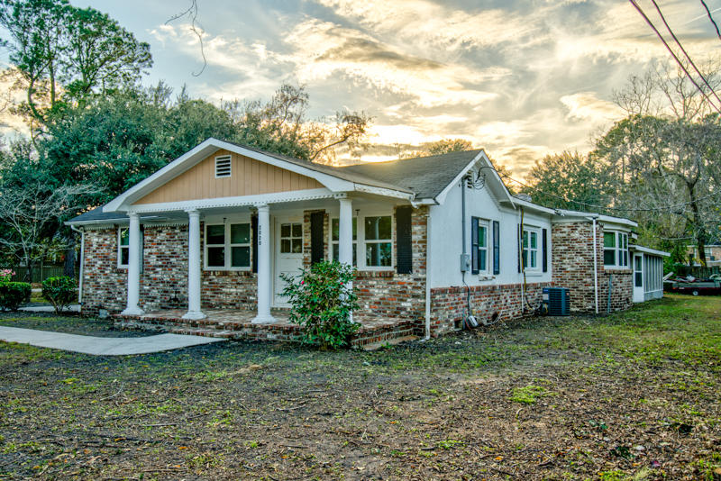 2020 Bradham Road Charleston, SC 29412 - Photo 16 of 31 DSC06125_6_7_8_9