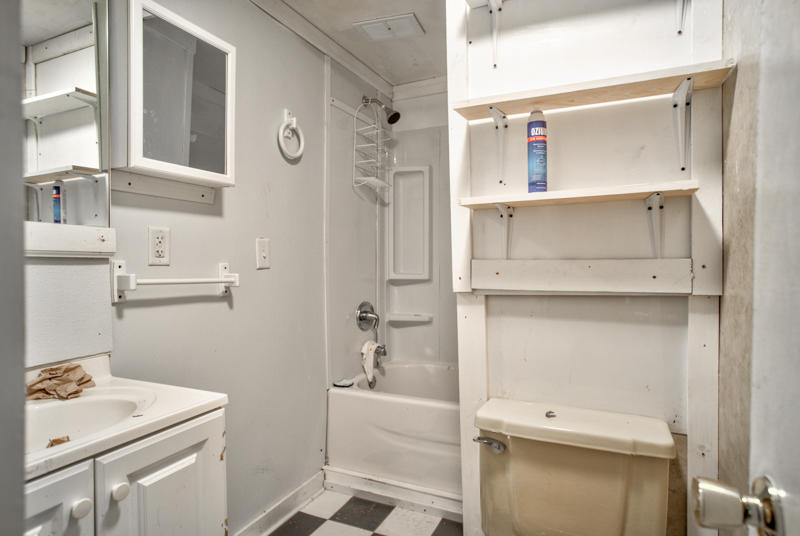 2020 Bradham Road Charleston, SC 29412 - Photo 25 of 31 DSC07701_2_3_4_5