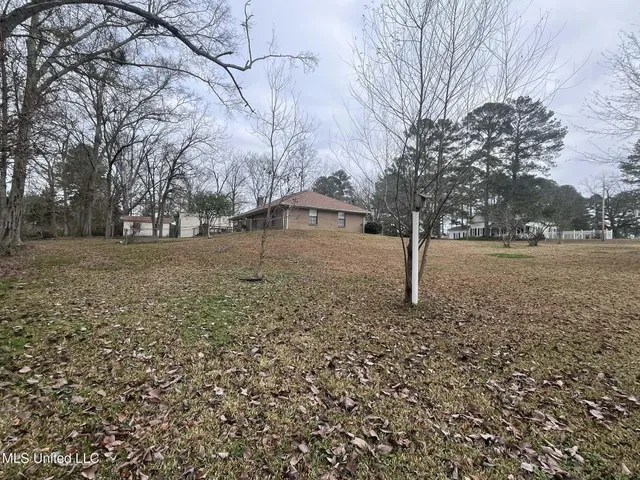 $220,000 | 811 North Maple Drive, D'Lo, MS 39044