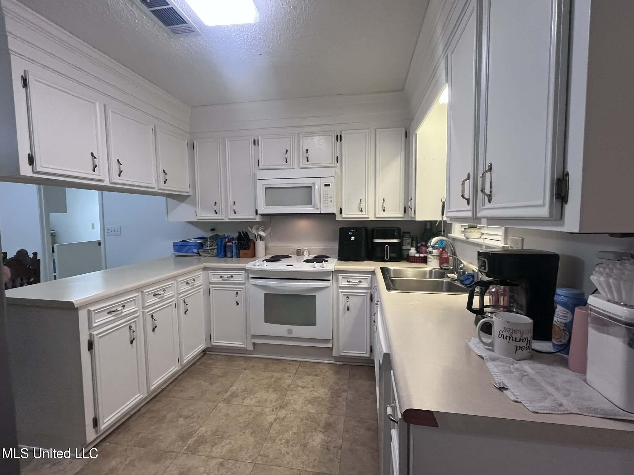 811 North Maple Drive D'Lo, MS 39044 - Photo 7 of 82 2e438d07-89a4-4b3a-a167-22642ca1b4d2