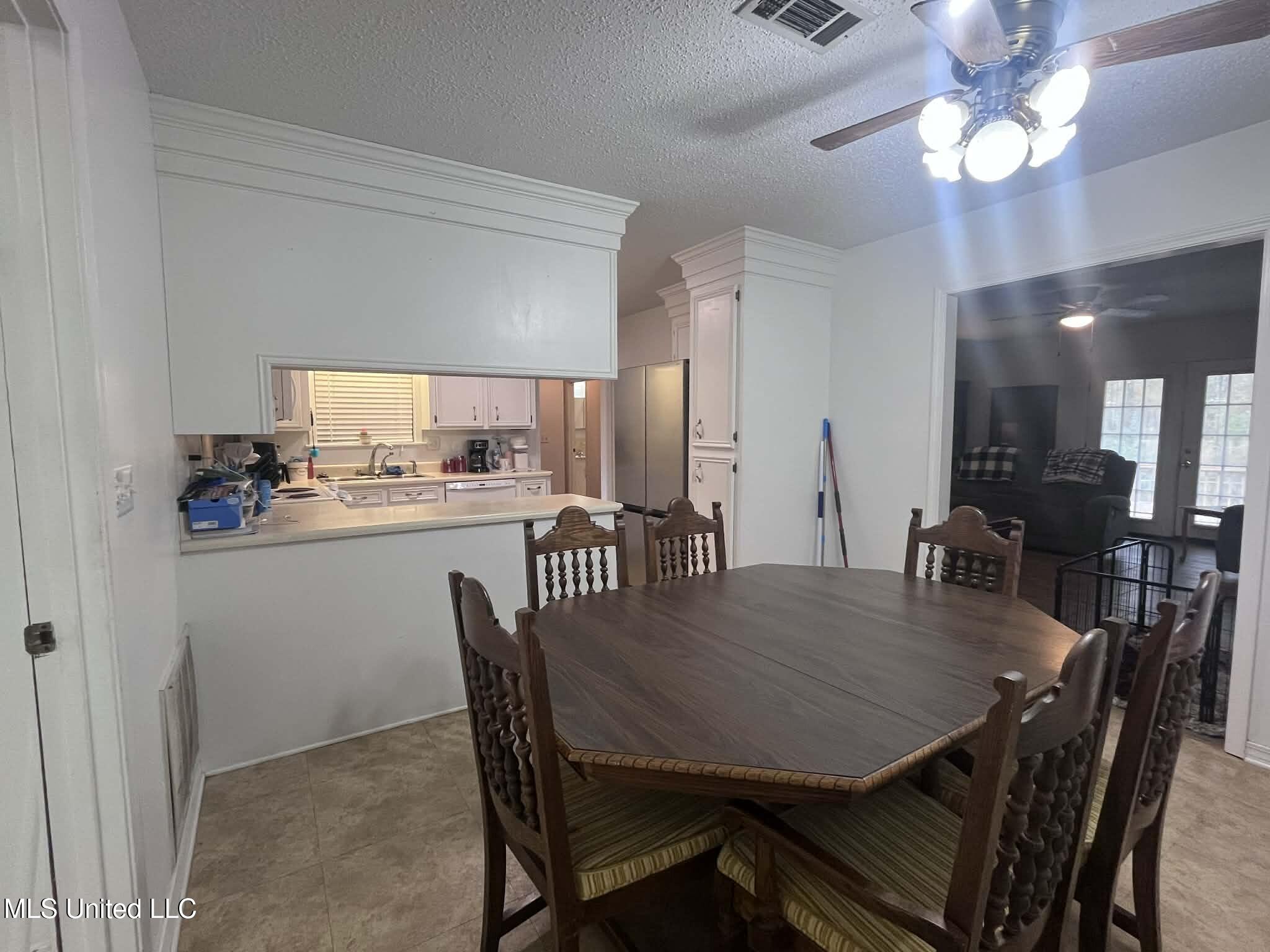 811 North Maple Drive D'Lo, MS 39044 - Photo 9 of 82 66473ecf-51d6-41c9-a116-91a27d6470da