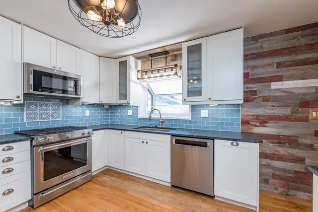 $2,550 | 18225 West Lindenwood Drive, Grayslake, IL 60030