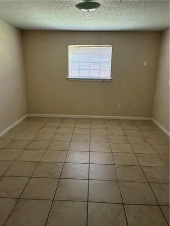 $1,800 | 206 Devon Road, Laplace, LA 70068