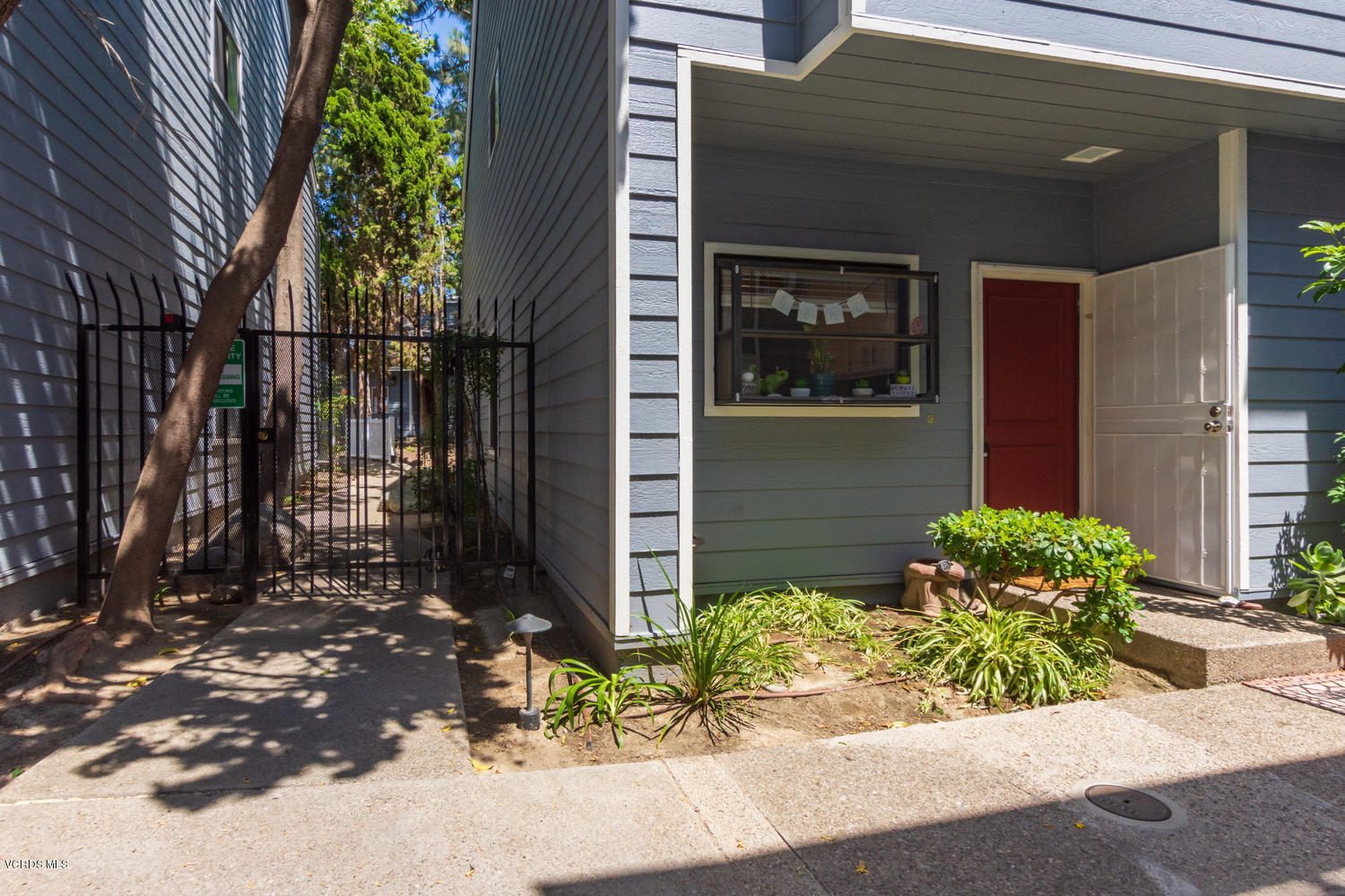 699 Arneill Road Camarillo, CA 93010 - Photo 1 of 33 Welcome to 699 Arneill