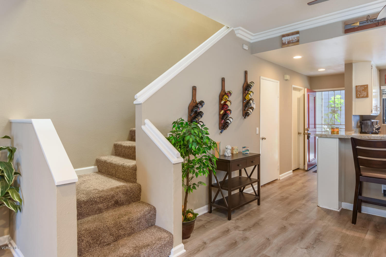 699 Arneill Road Camarillo, CA 93010 - Photo 2 of 33 Front Entryway