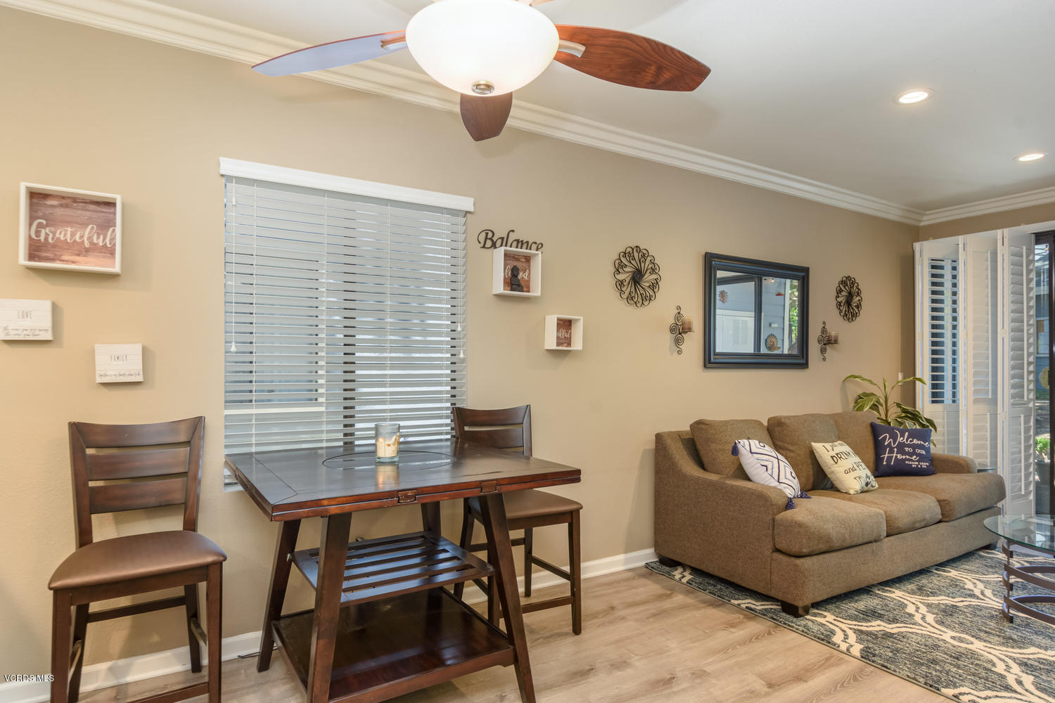 699 Arneill Road Camarillo, CA 93010 - Photo 6 of 33 Living Room/Dining