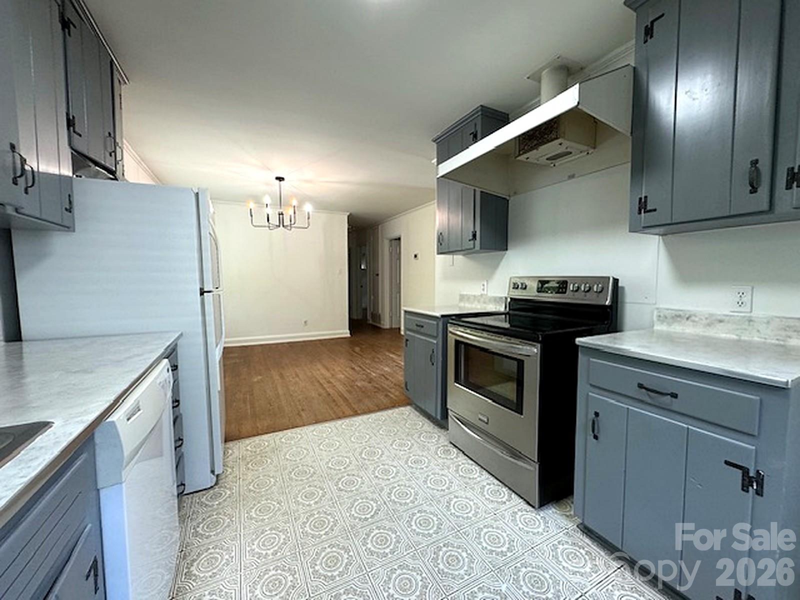 710 Manhasset Road Charlotte, NC 28209 - Photo 8 of 24 Gallery Image 8