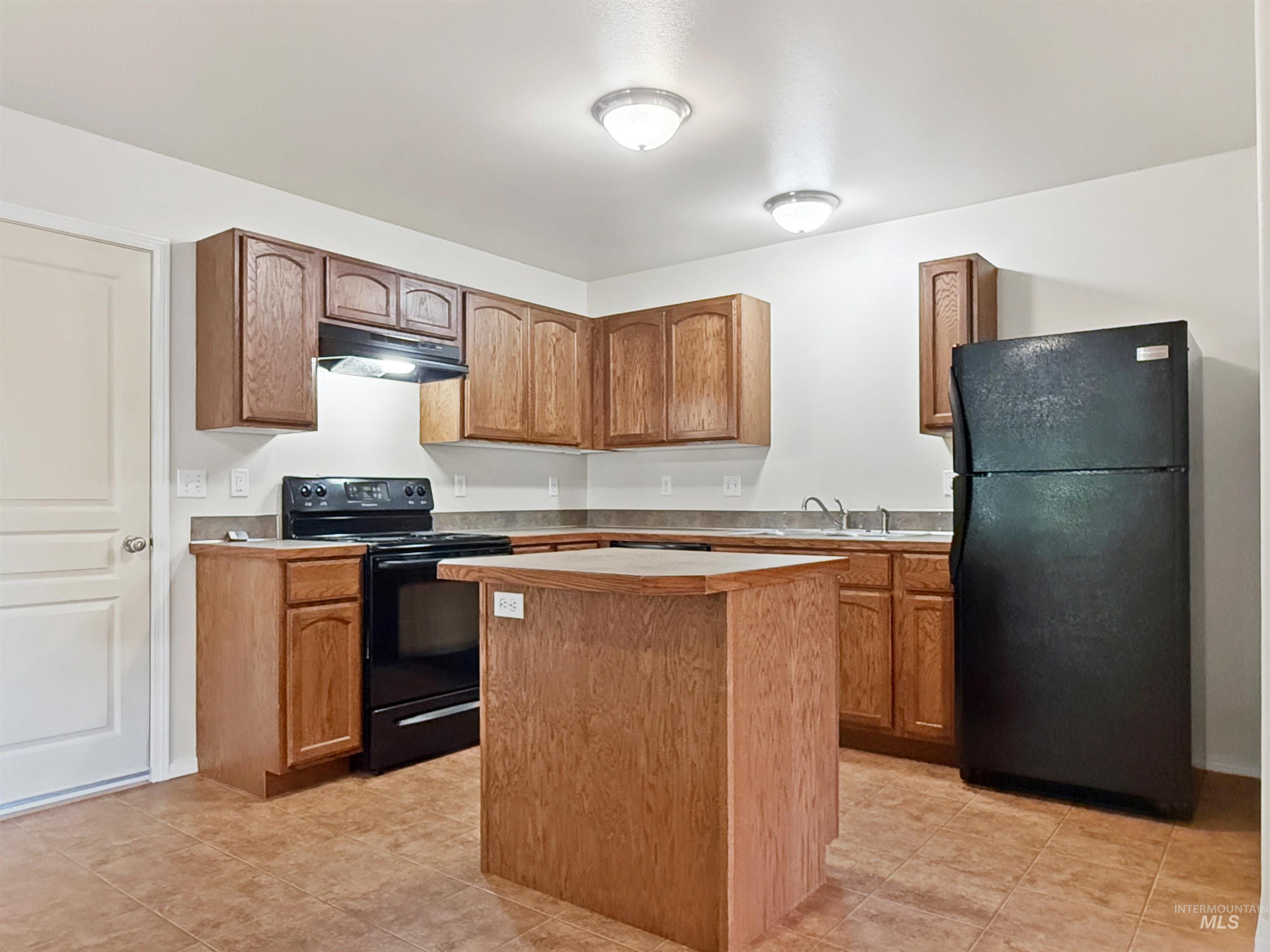 1354 Bristol Road Moscow, ID 83843 - Photo 7 of 19 Kitchen
