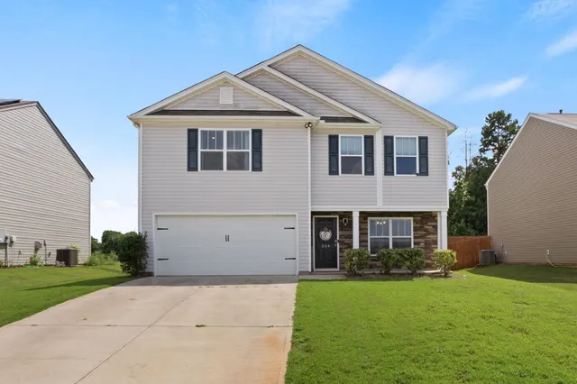 $305,000 | 204 Hillendale Way, Pelzer, SC 29669