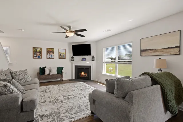 $305,000 | 204 Hillendale Way, Pelzer, SC 29669