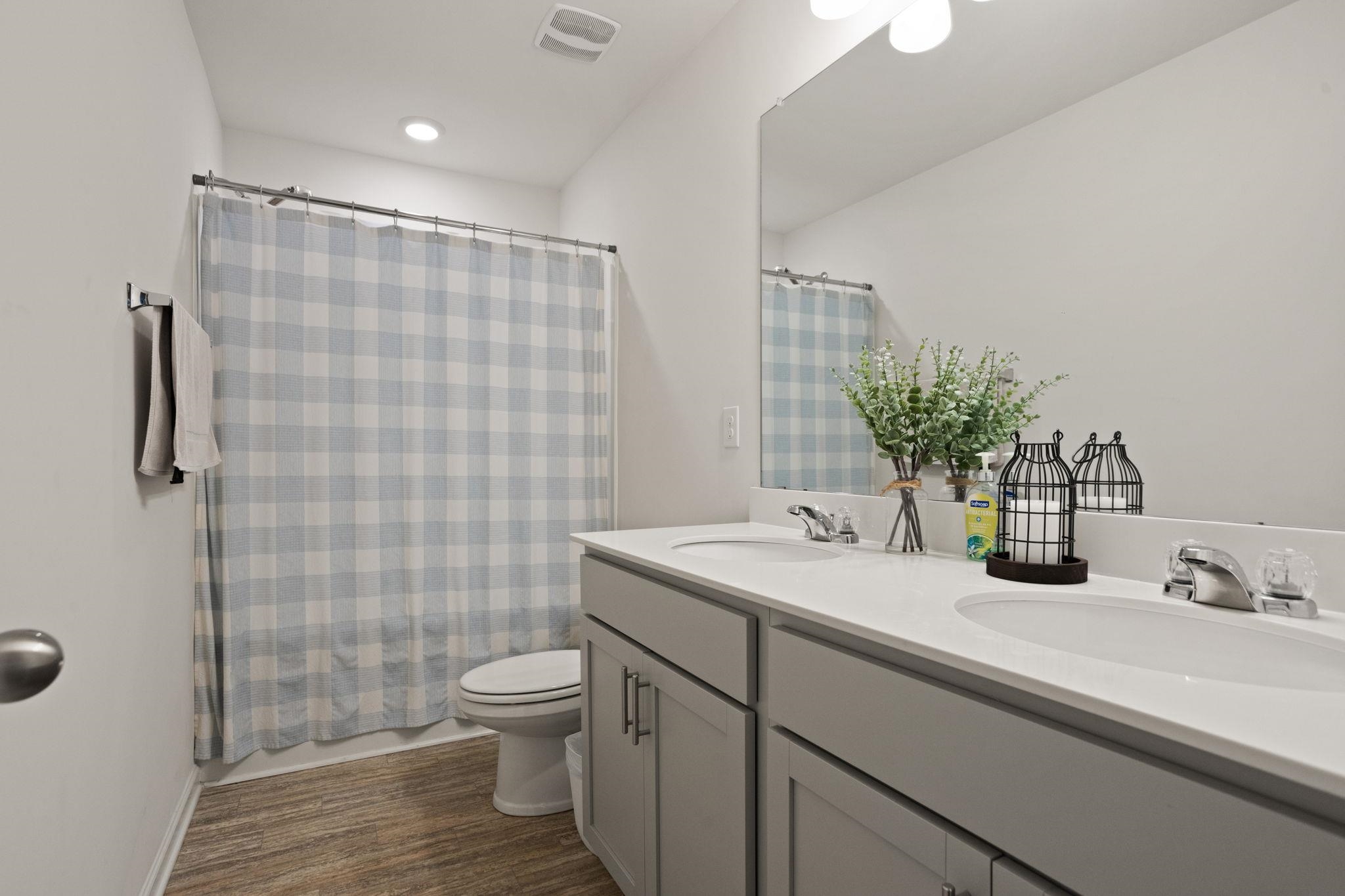 204 Hillendale Way Pelzer, SC 29669 - Photo 19 of 33