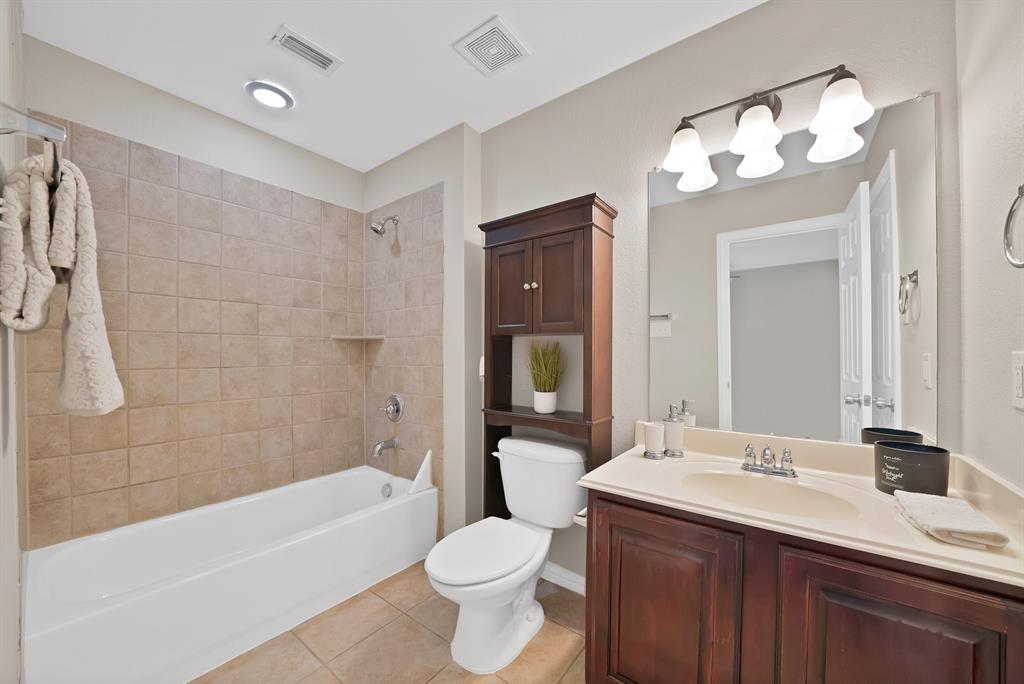 2220 Sandshell Street Bedford, TX 76021 - Photo 16 of 28