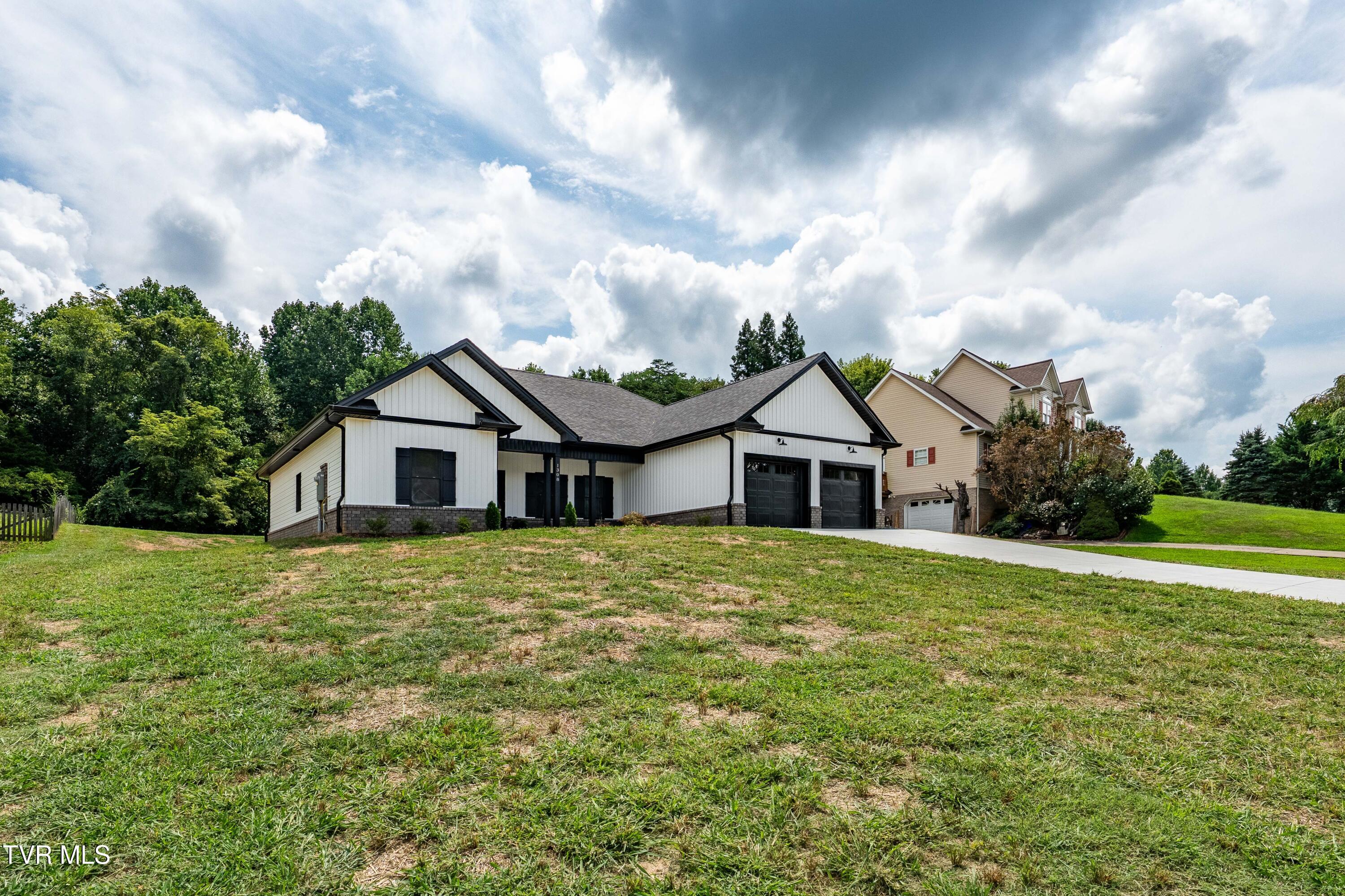 1308 Walnut Grove Road Jonesborough, TN 37659 - Photo 17 of 54 1308 Walnut Grove Rd (4 of 52)