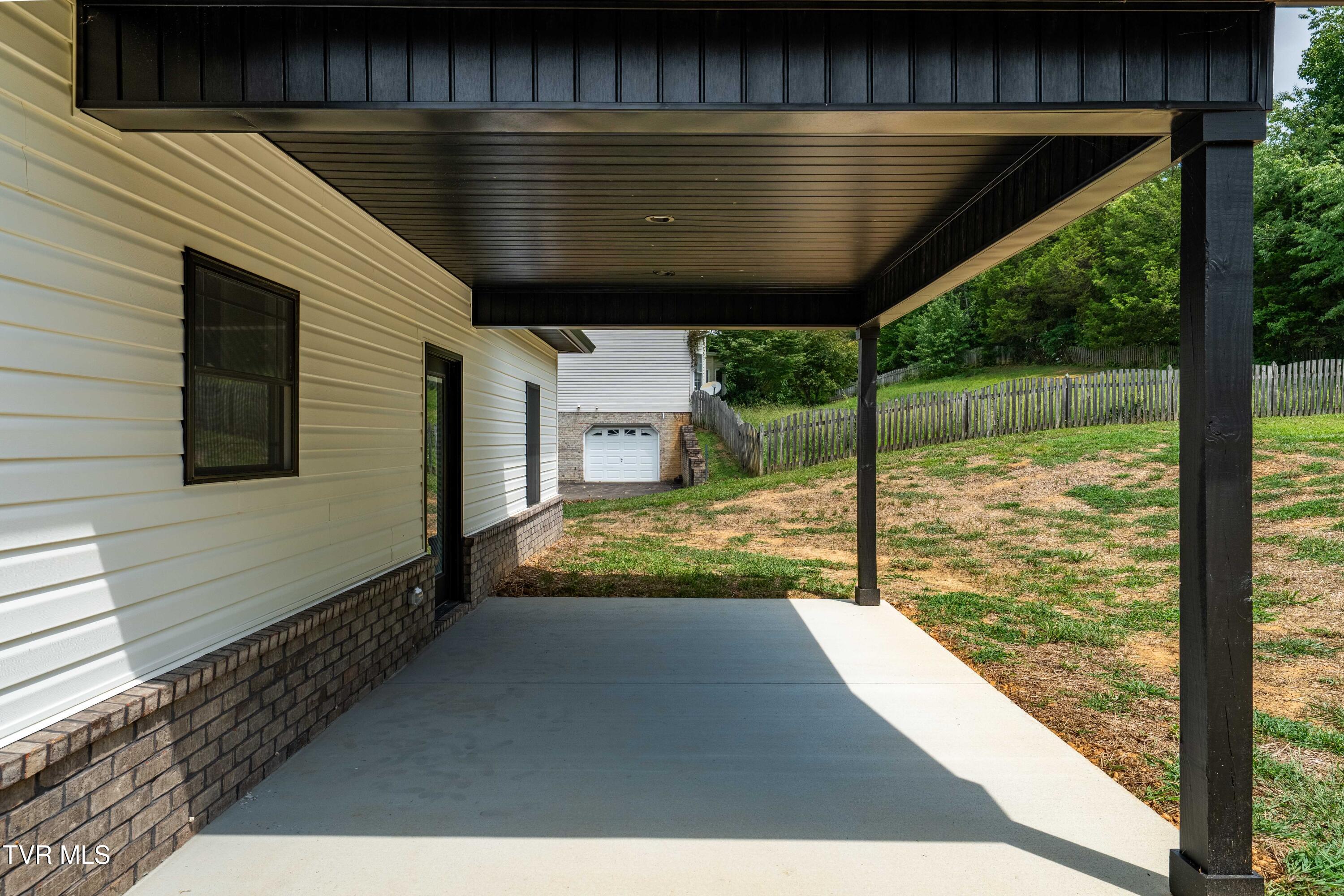 1308 Walnut Grove Road Jonesborough, TN 37659 - Photo 29 of 54 1308 Walnut Grove Rd (21 of 52)